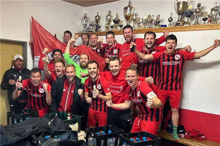 Die I. Mannschaft nach dem 3:1 gegen den VfL Oberlahr/Fl. Foto: privat