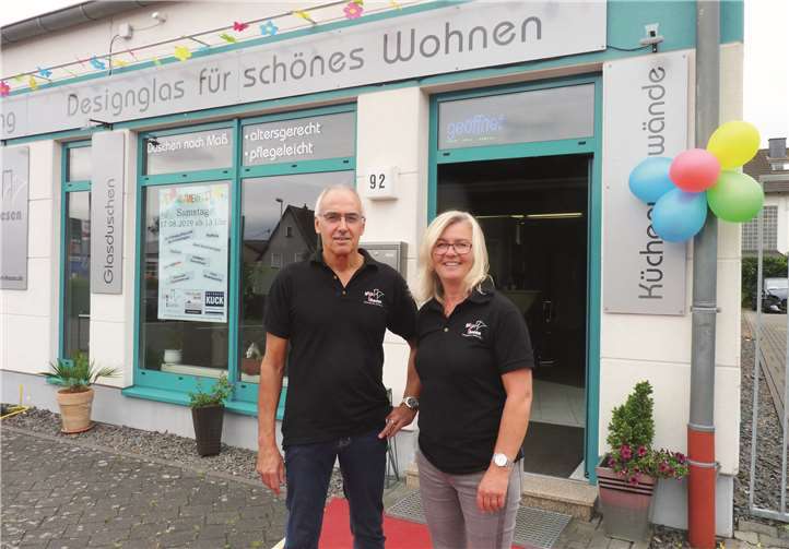 Die Inhaber der Firma Glas-Art Thesen freuten sich über viele Besucher ihrer attraktiven Ausstellung.