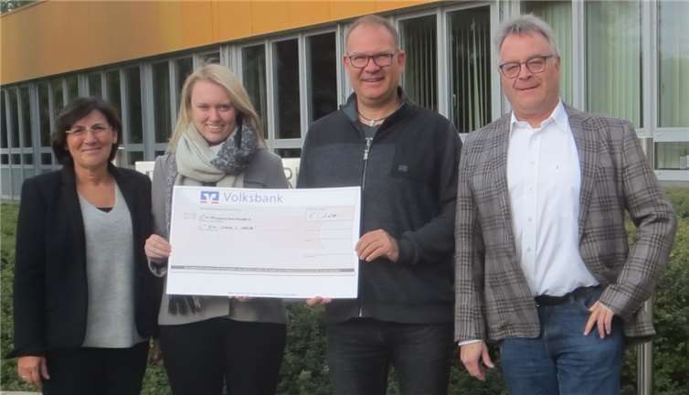 Die Initiative „Eine Schule in Afrika“ erhielt eine beachtliche Spende. Foto: privat