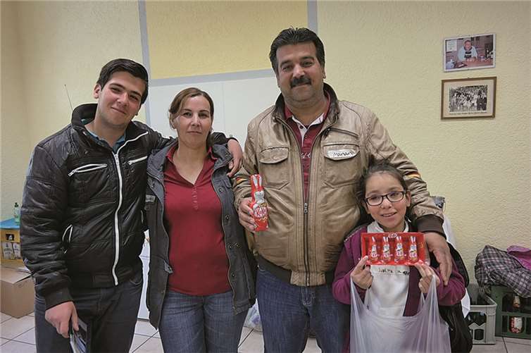 Die Initiative Fremde werden Freunde konnten sich über eine großzügige Spende freuen.privat