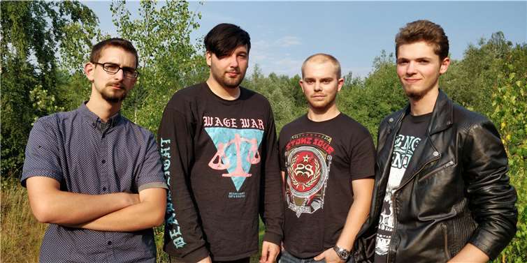 Die Initiative „Rhein-Ahr Music-Movement“ tritt am „RheinAhrCampus“ auf.