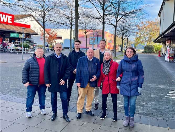 Die Initiative, einen öffentlichen Trinkwasserbrunnen im Einkaufszentrum Karthause zu schaffen, ist Teil des Bestrebens der CDU-Koblenz-Karthause, das Wohlbefinden und die Lebensqualität der Bewohnerinnen und Bewohner im größten Koblenzer Stadtteil weiter zu verbessern. Quelle: CDU Koblenz-Karthause