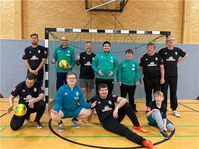 Die Inklusionsmannschaft des SC Bad Bodendorf 1919 e.V. erhielt ein Überraschungspaket von Werder Bremen. Foto: privat