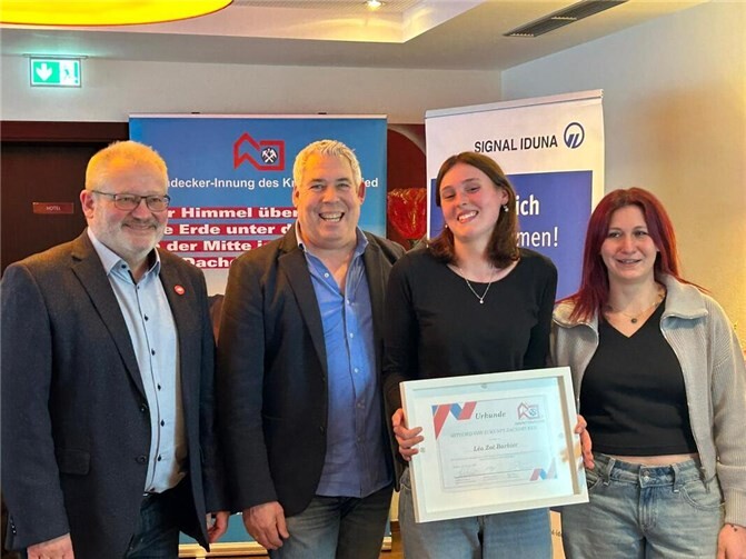 Die Innungsversammlung unterstrich die Bedeutung des fachlichen Austauschs, der Nachwuchsarbeit und der gemeinsamen Interessenvertretung im Dachdeckerhandwerk.  Foto: Matthias Dahmen