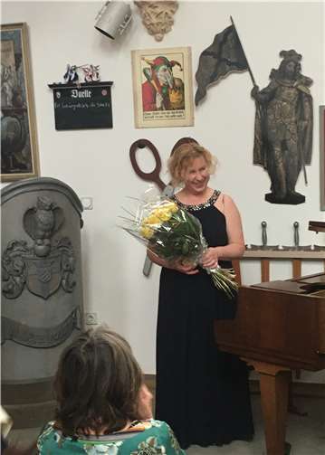 Die Interpretin Svetlana Travnikowa glänzte am Flügel mit bravourösem Spiel voller Emphase und versetzte die Zuhörer durch ihre Interpretations- und Spielkunst ganz in den Bann der jeweiligen Stücke und Intentionen ihrer Komponisten.Copyright: Detlef Schöning