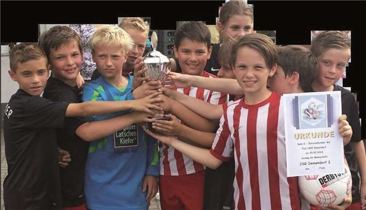Die JSG Immendorf/Niederberg konnte bei den E-Junioren den Turniersieg bejubeln. privat