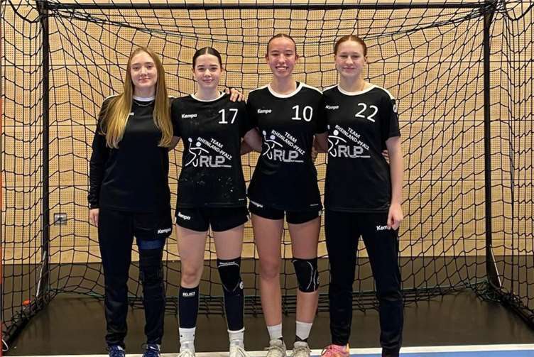 Die JSG Welling/Bassenheim ist stolz darauf das Anna Sauerborn, Emillia Rickert, Eva Mintenig und Liv Mittler an dem Turnier teilnehmen konnten. Quelle: JSG Welling/Bassenheim