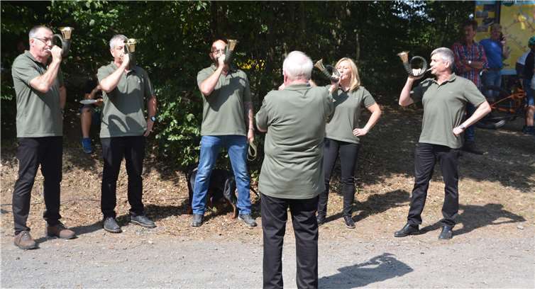 Die Jagdhornbläser bei ihrem Auftritt.