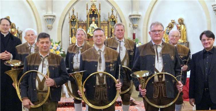 Die Jagdmusikfreunde „Wilde Endert“ gastierten bereits zum vierten Mal im Kloster Engelport. TT