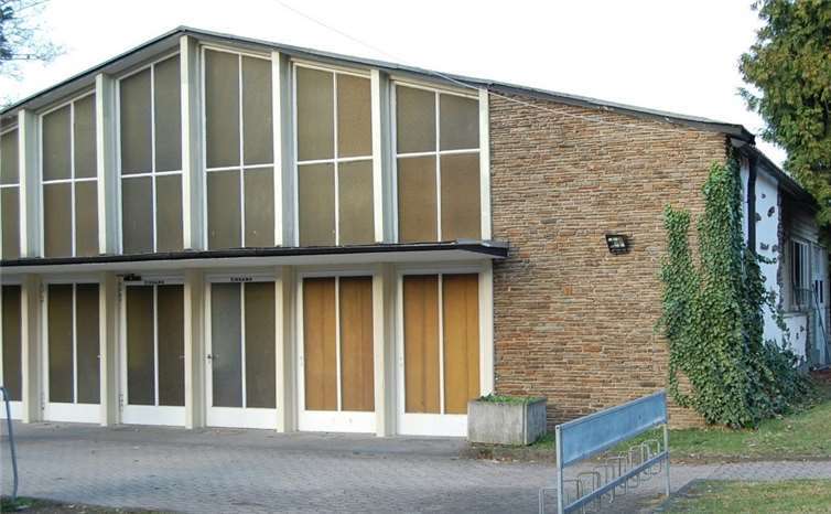 Die Jahnhalle wird von den Bad Bresigern liebevoll„Kulturbaracke“ genannt.Fotos: Fa