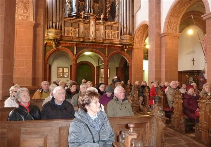 Die Jahresabschlussfahrt führte die Altenhilfe Rheinbach in die Steinfelder Abteikirche. privat