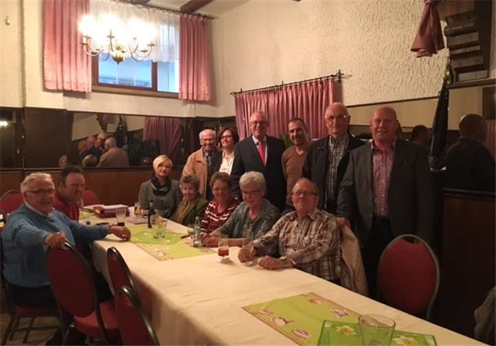 Die Jahreshauptversammlung in Gruppenformation.Privat