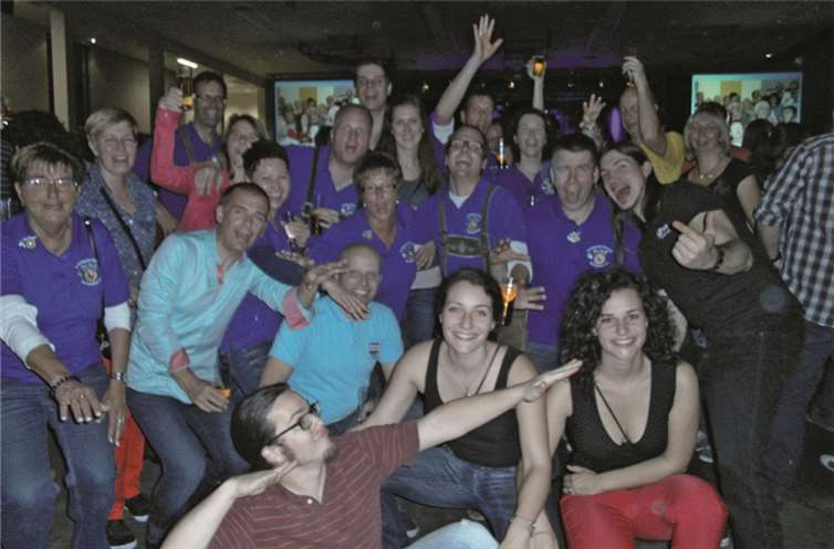 Die Jecken aus Bad Bodendorf machten sich warm für die fünfte Jahreszeit.  Privat