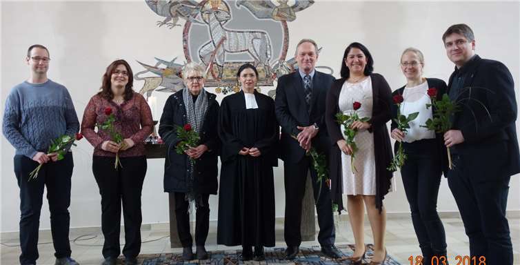 Die Jubilare mit Pfarrerin Stahlecker-Burtscheidt.Privat