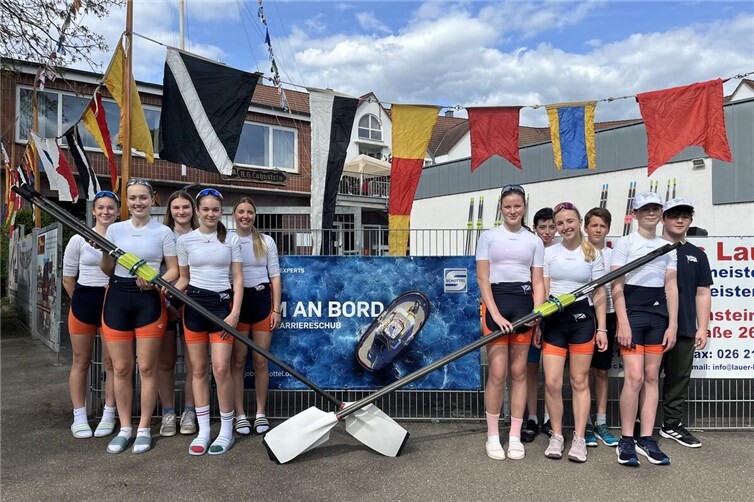 Die Jugend der RGl von links nach rechts: Annika Rojan, Freya Zipper, Alma Nielsen, Johanna Gerlach, Maya Steiger, Stella Arnold, Denny Fischbach, Leni Volk, Gregor Fuchs, Nils Eich und Justus Hinterwäller. 