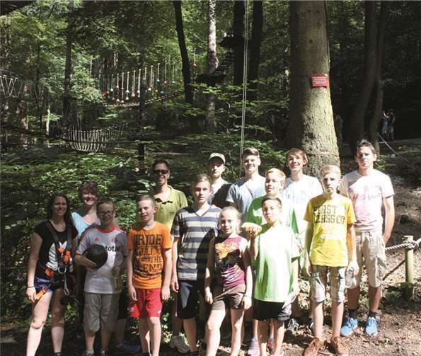 Die Jugend des Winninger TV hatte viel Spaß im Kletterwald Sayn.privat