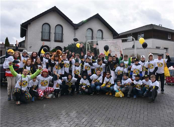 Die Jugendabteilung der GSG beim Start des Ringener Umzugs.