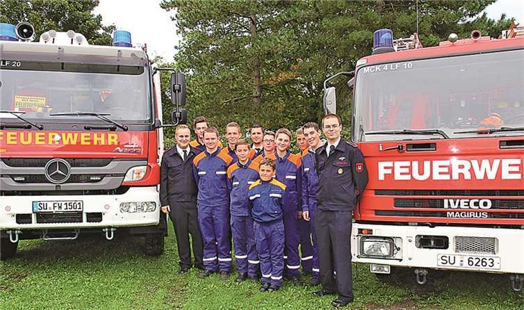 Die Jugendfeuerwehr Meckenheim-Merl präsentiert zum ersten Mal den „Blaulicht-Tag“ mit Übungen, Spielen und Technik zum Anfassen.STEIN