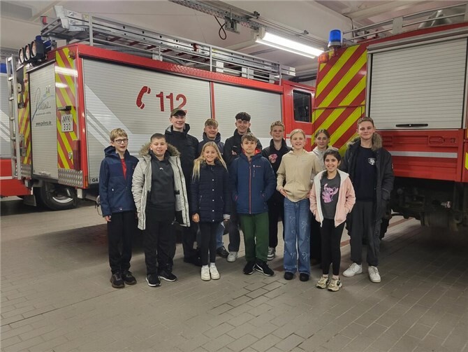 Die Jugendfeuerwehr Plaidt feierte den Jahresabschluss mit Funclimbing im Freiraum Basecamp in Andernach.