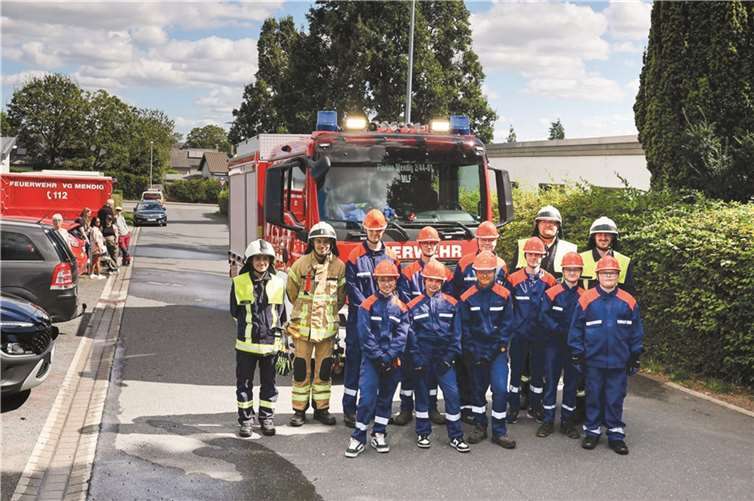 Die Jugendfeuerwehr erwies sich bei seiner Showübung unter der Leitung von Jugendwart Philipp Wölwer als äußerst diszipliniert.