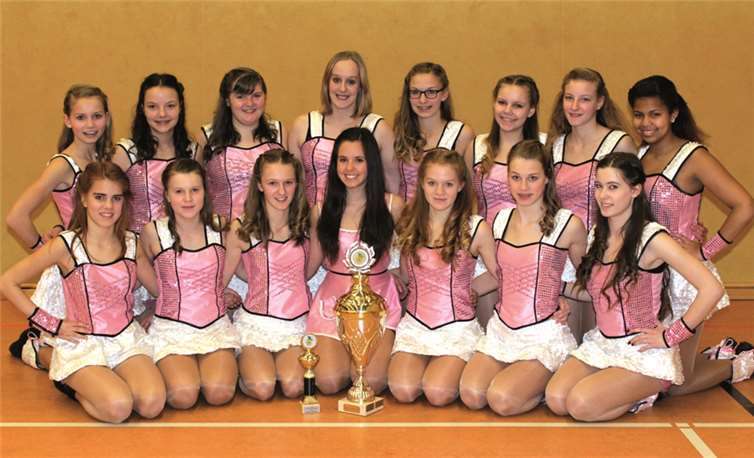 Die Jugendgruppe Magics der KG Narrenzunft sind Ahrtal- und Kreismeister in der Disziplin Schautanz.privat