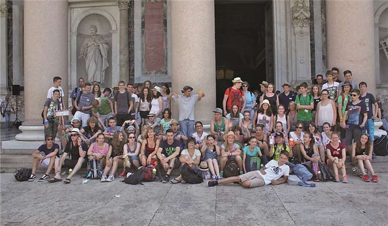 Die Jugendlichen auf der Messdienerwallfahrt 2014.privat