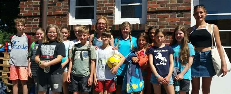 Die Jugendlichen und ihre Betreuerinnen verbrachten einen Strandurlaub auf der Nordseeinsel Juist. privat