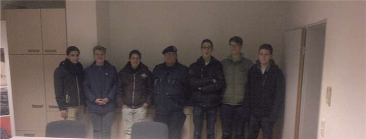 Die Jungengruppe „Live on Stage“ gemeinsam mit Eduard Schupp.privat