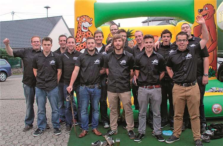 Die Junggesellen feierten ihr Fest bei der Kirmes. SES