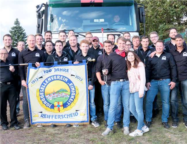 Die Junggesellen hatten ein interessantes Programm zusammengestellt.Fotos: SES
