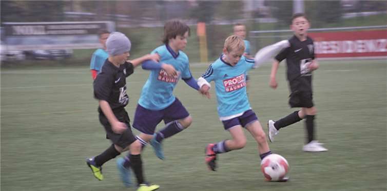 Die Jungs kämpften hart auf dem Feld und siegten schlussendlich.