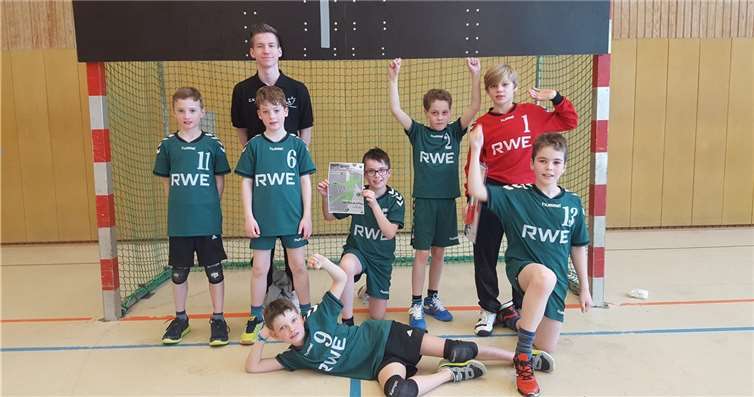 Die Jungs waren mit viel Spaß bei der Sache und freuten sich über die Urkunde. privat