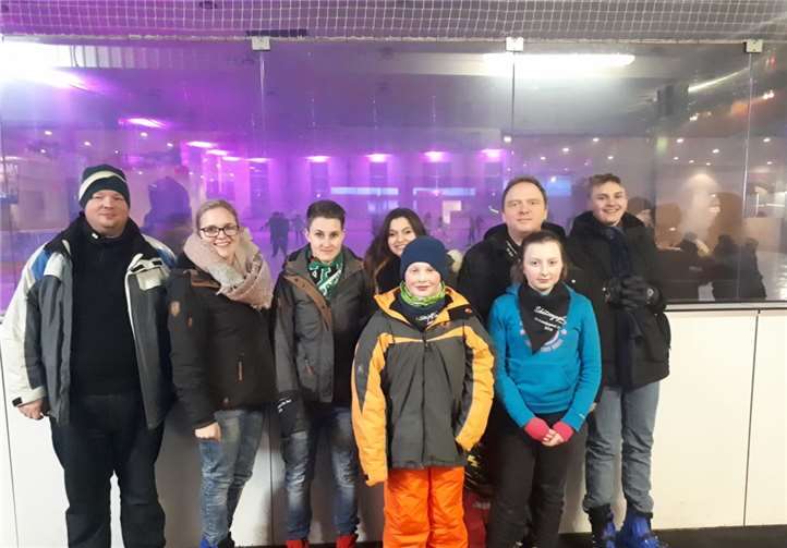 Die Jungschützen stürmten die Neuwieder Eishalle. privat