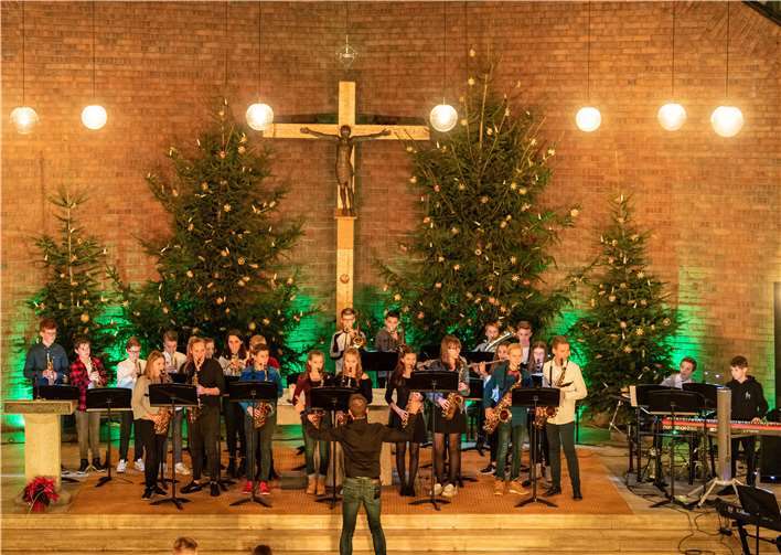 Die Junior-Bigband des PJG unter Leitung von Jürgen Bunse. Dominik Ketz