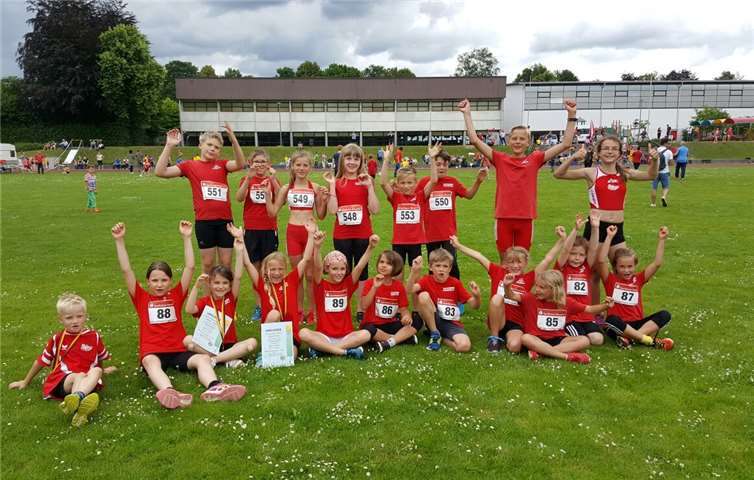 Die Junior-Leichtathleten bei der LG Maifeld-Pellenz. privat