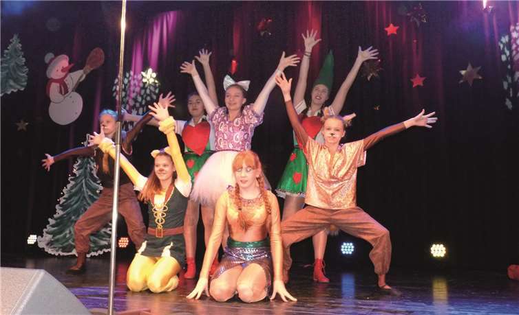 Die Junior-Tanzgruppe von Karin Becker begeisterte mit ihrem Tanz „Magic Disney World“.Fotos: FRE