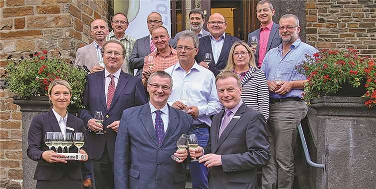 Die Jurymitglieder freuten sich auf die angenehme Aufgabe, 23 Weine zu kosten. EP