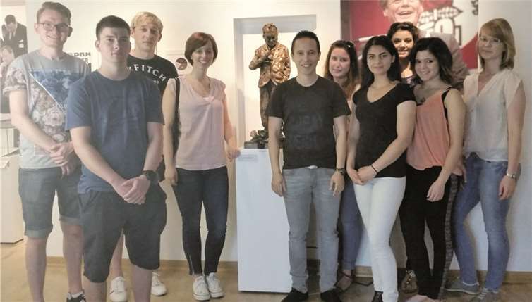 Die Jusos MYK und Marc Ruland (MdL) bei ihrem Besuch im Willy-Brandt-Forum in Unkel.  Privat