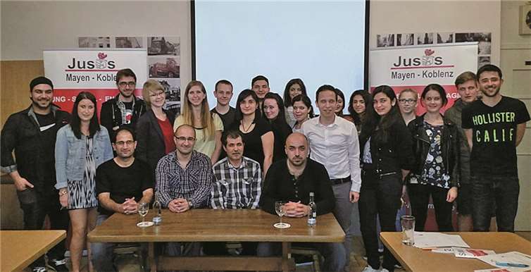 Die Jusos Mayen-Koblenz trafen sich mit Flüchtlingen aus Mayen-Koblenz. privat