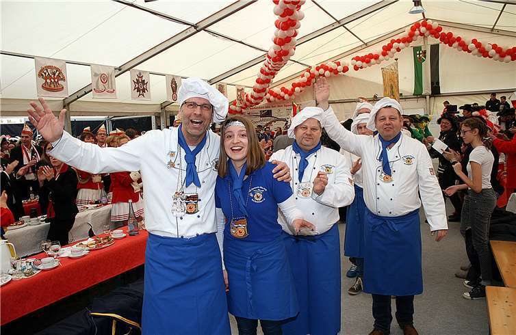 Die KG „Rievkooche“ aus Bad Bodendorf mit ihrem Vorsitzenden Jürgen Werf.
