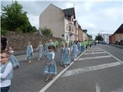 Die KUK Jugend beim Festumzug.