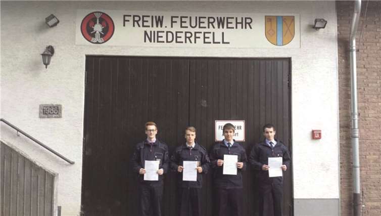 Die Kameraden bestanden den Lehrgang erfolgreich.privat