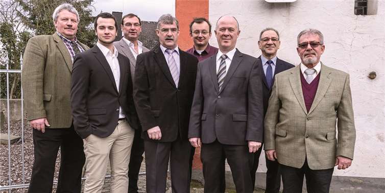 Die Kandidaten der CDU für den Ortsbeirat von Kesselheim (v. l.): Martin Sauer, Christian König, Heinrich-Josef Schüller, Herbert Dott, Thomas Stewin, Christof Toennes, Sigfried Zahalka und Nobert Zell. privat