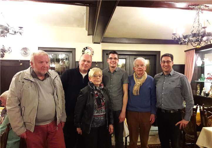 Die Kandidaten der FDP für den Verbandsgemeinderat mit dem Kreisvorsitzenden Jürgen Hoffmann (v.li.): Gerd Bleser, Thomas Basten, Christina Krämer, Noah Götten, Peter Krämer, Jürgen Hoffmann.Foto: privat