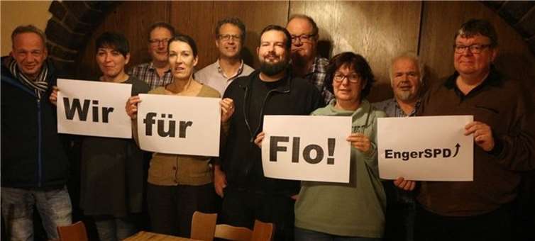 Die Kandidaten der SPD für die Ortsbeiratswahl Engers mit ihrem jungen Spitzenkandidaten, Florian Garzombke (5.v.r.).privat