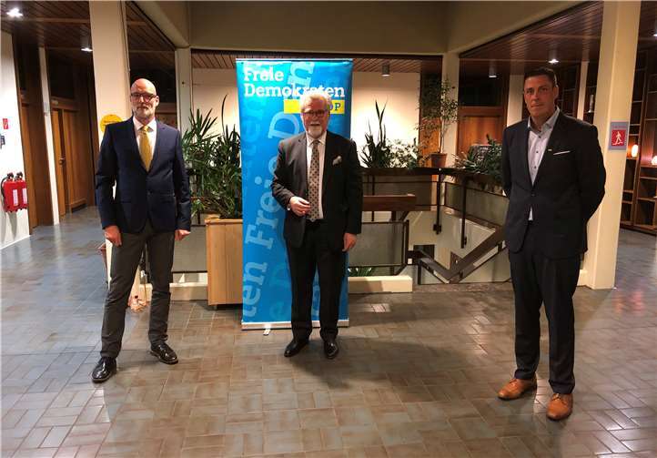 Die Kandidaten für Landtag und Bundestag.Quelle: FDP Koblenz