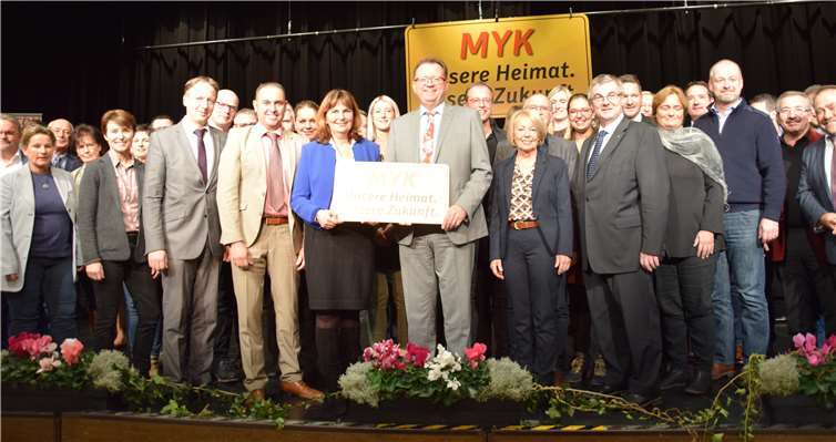 Die Kandidaten rüsten sich für den Wahlkampf.