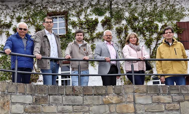 Die Kandidatin und Kandidaten des CDU Ortsverbandes Antweiler/Wershofen: (v.li.) Udo Seifen, Torsten Raths, Christoph Wirz, Herbert Kettel, Sonja Brenner und Peter Richrath.Foto: Dreschers