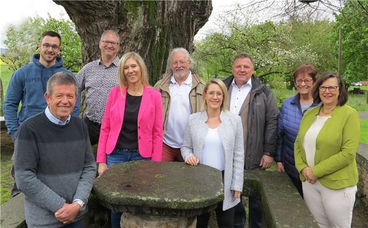 Die Kandidatinnen und Kandidaten der Parteiunabhängigen Liste Simone Schuh  Foto: privat