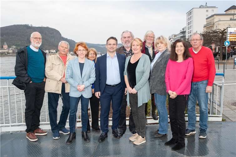 Die Kandidatinnen und Kandidaten der SPD Remagen für den Ortsbeirat der Kernstadt.  Foto: Dan Hummel